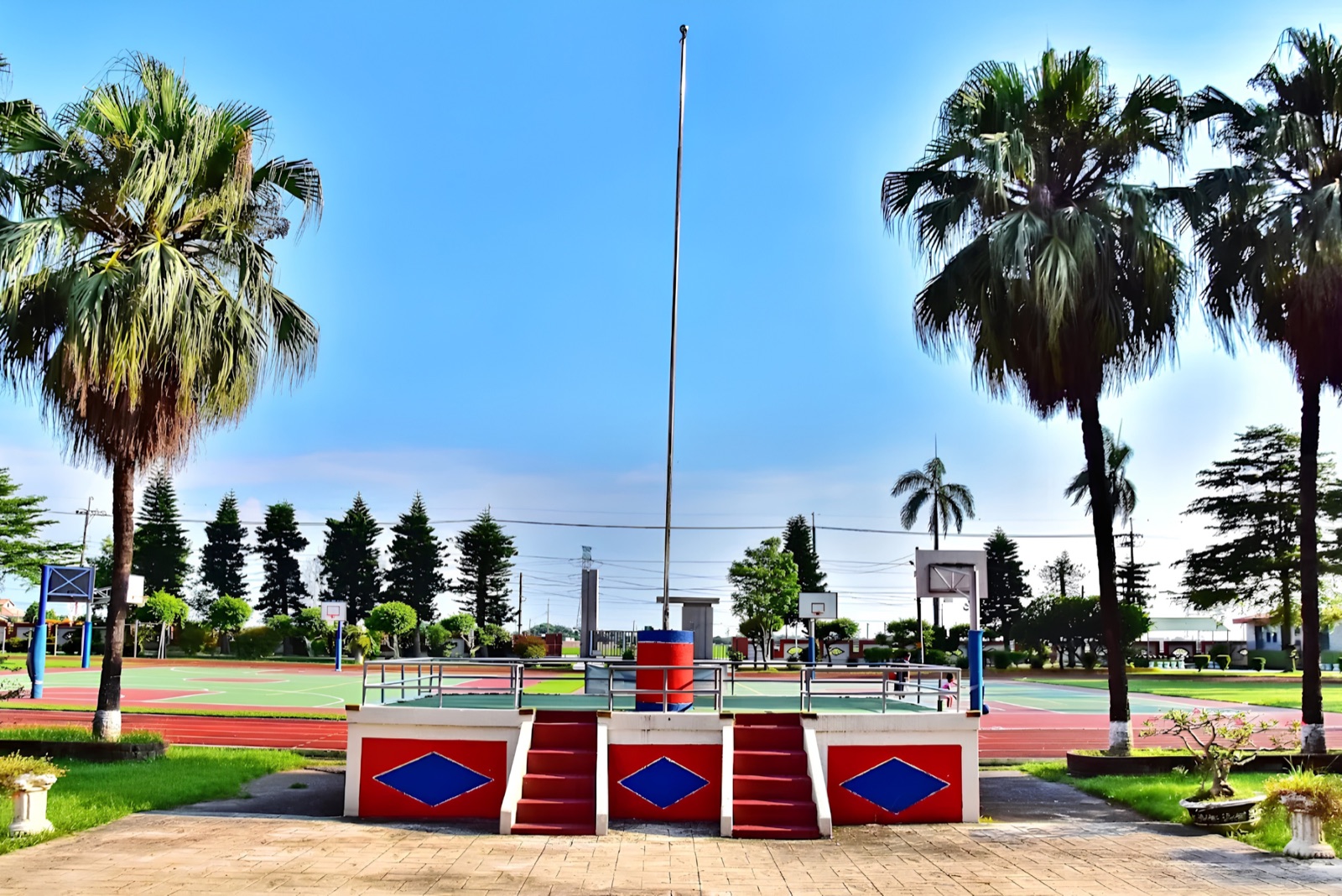 The flag plaza of Changan Elementary School