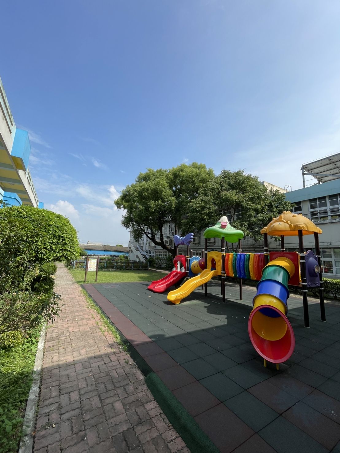 Rainbow playground 彩虹遊戲場