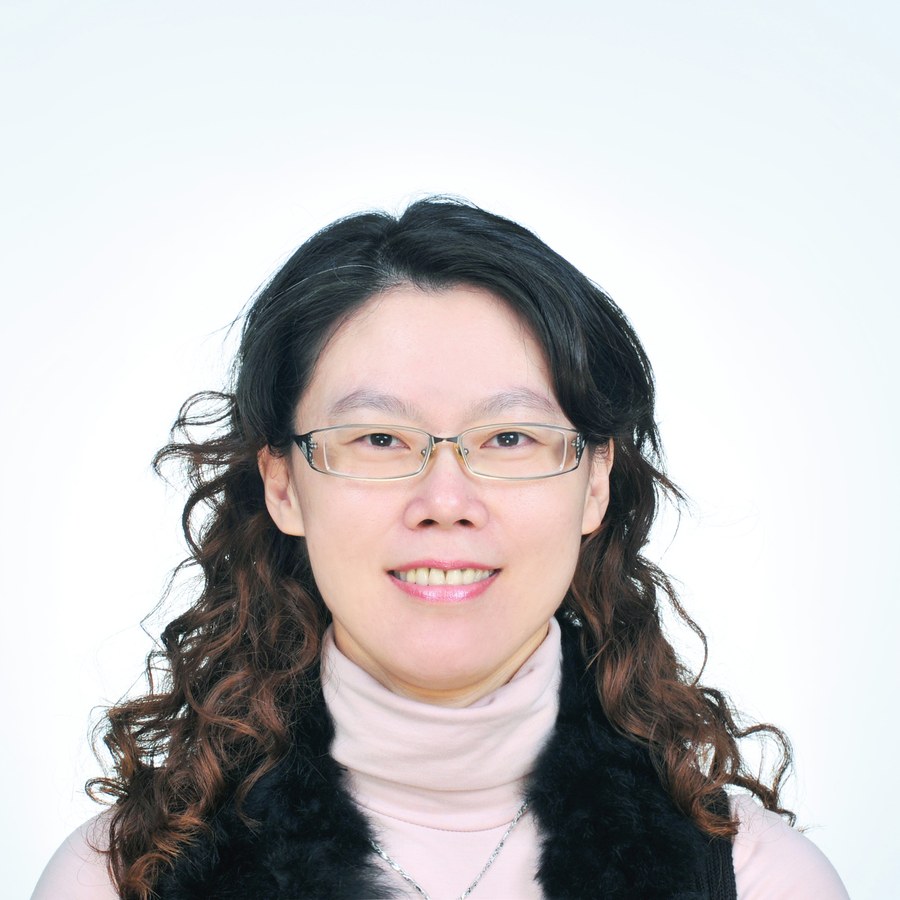 Principal Cheng Wen-wen, Cundong Elementary School