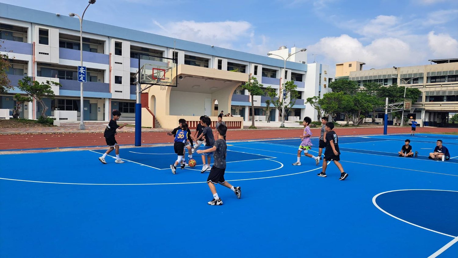 Basketball Team 籃球隊