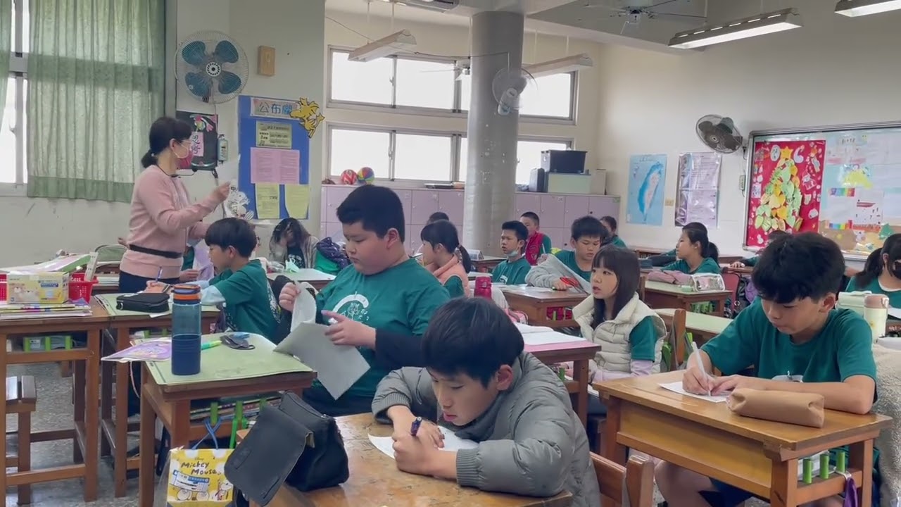 Grade 5 students taking the Raven's Test