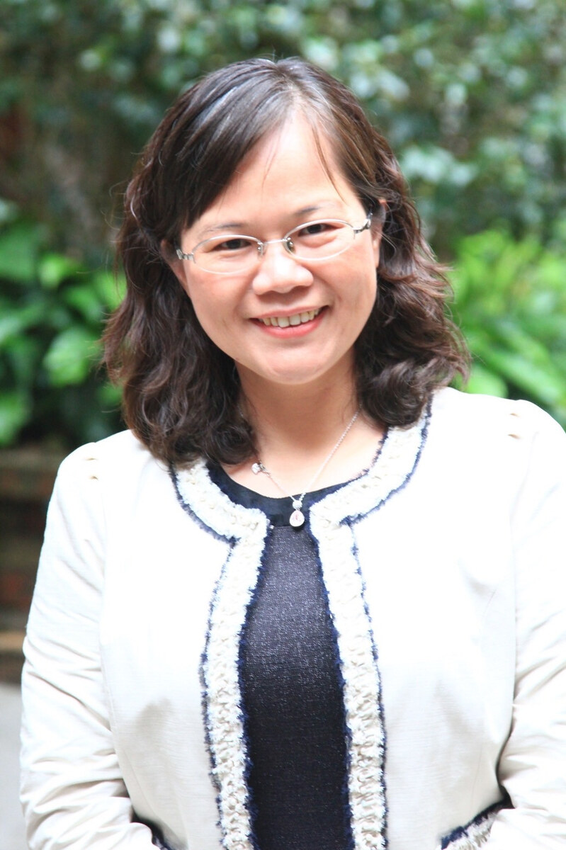 林雅慧校長 · Principal Lin Ya-Hui
