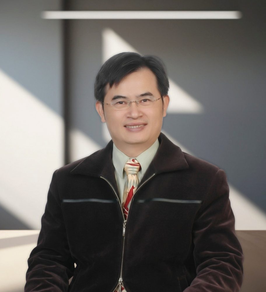 陳福順校長 · Principal Chen Fu-Shun