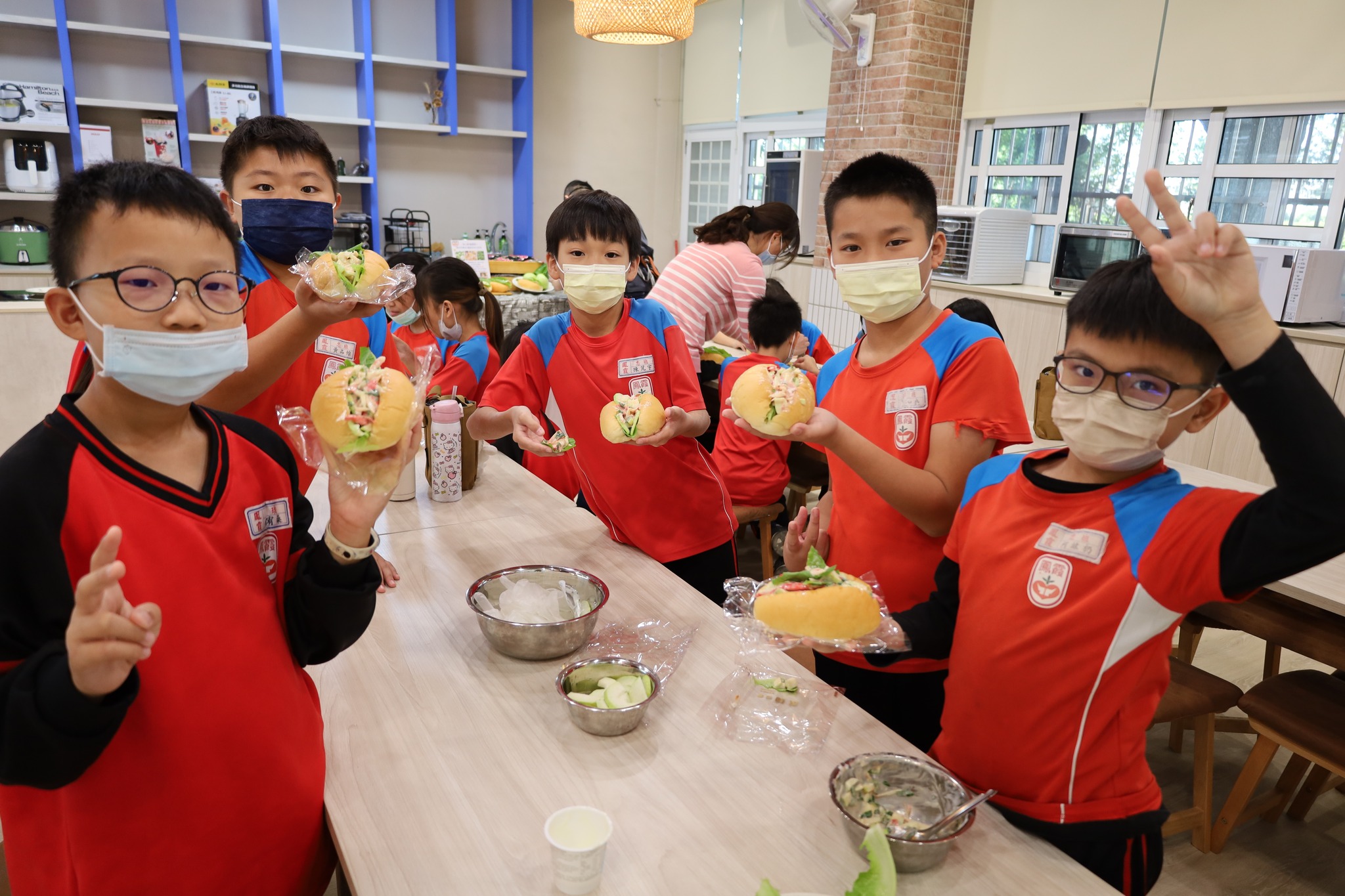 Students cooking in the kitchen
