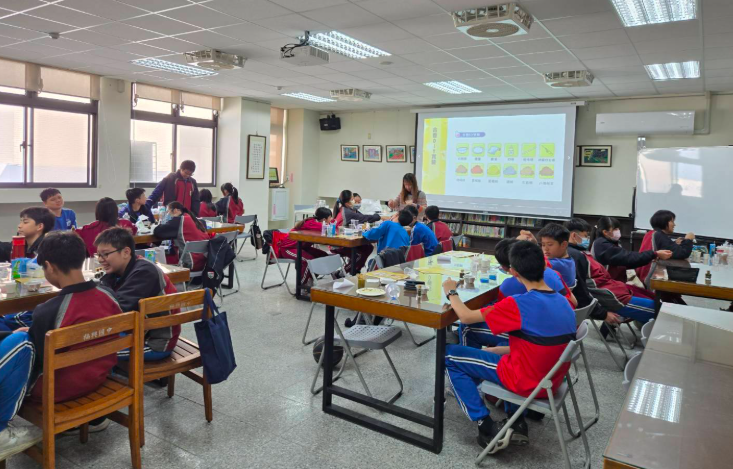 2026 Science Camp Day 2: We are Science Magicians! · photo 1