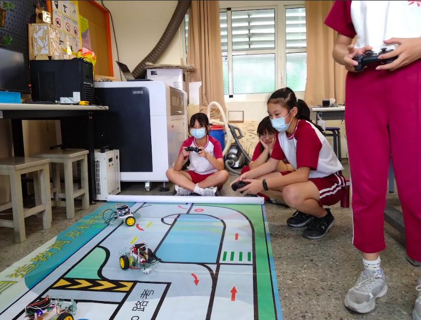 Hands-on Experience — Hosin Elementary