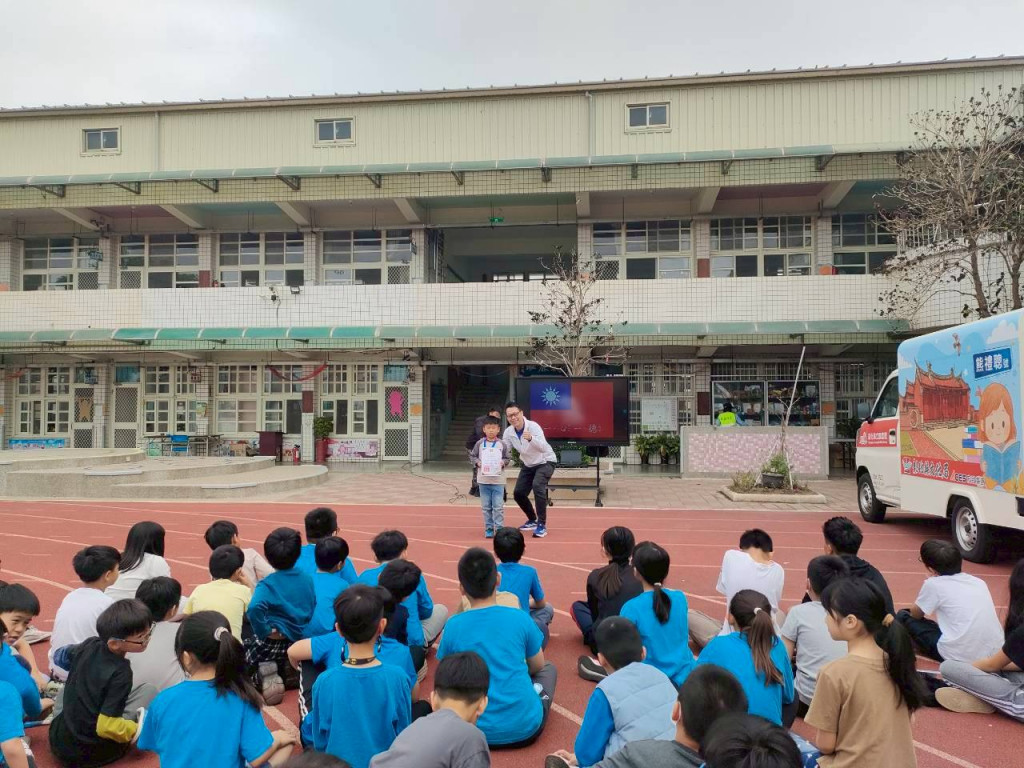 Houliao Elementary School morning assembly