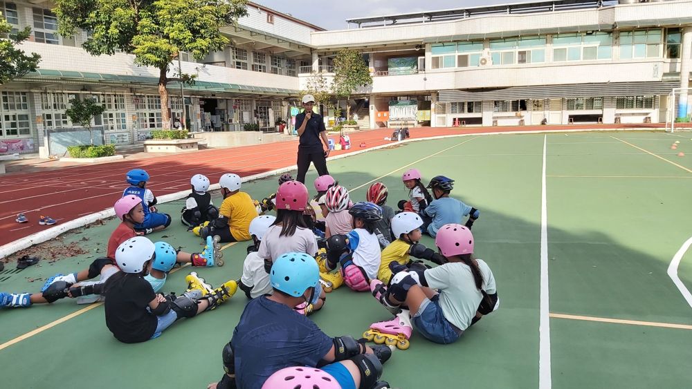 A large group of students skating together