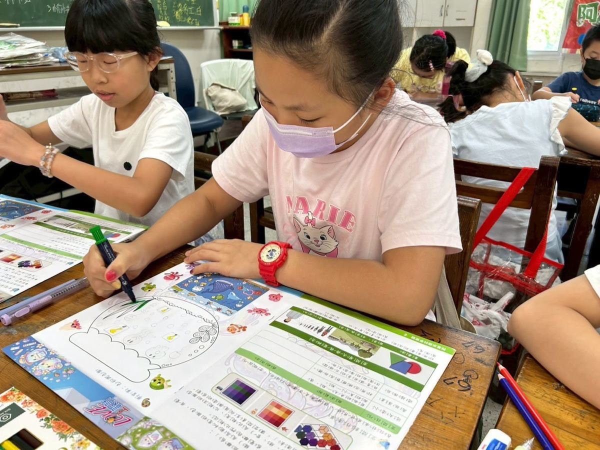 設計海洋生物圖樣