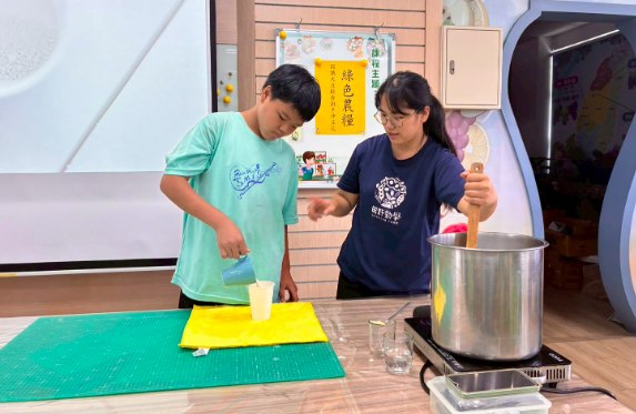 Career Exploration · Hand-Poured Fresh Tofu Pudding photo 2