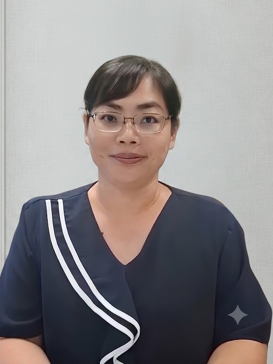 王心怡校長 · Principal Wang Hsin-Yi