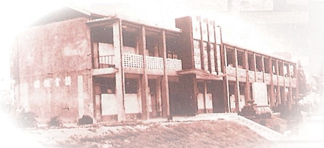 花壇國中早期校舍建築老照片