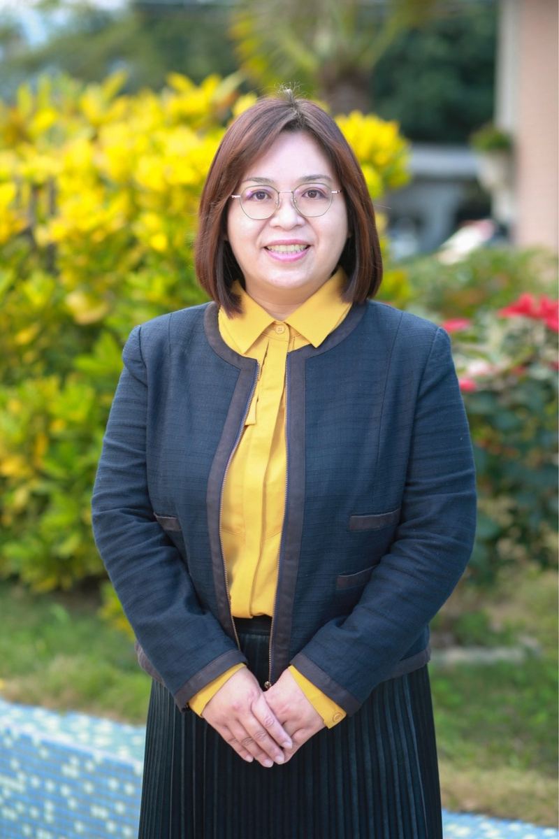 凃明秀校長 · Principal Tu Ming-hsiu
