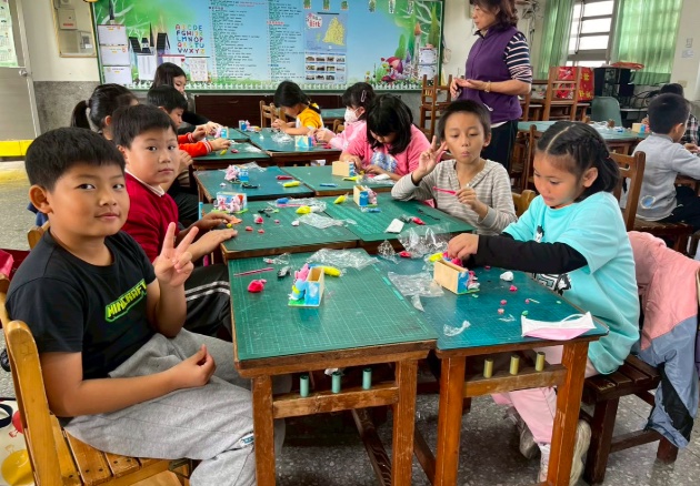 Winter break dough-craft class