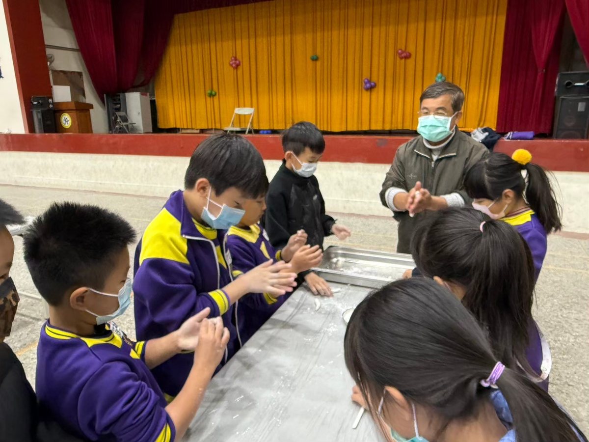 Making Tangyuan for Winter Solstice