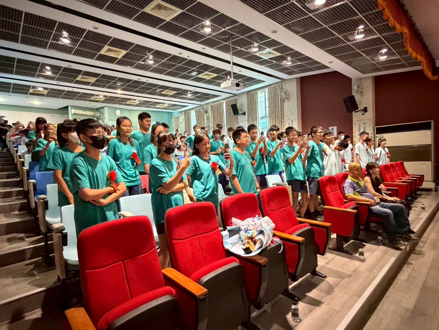 Class of 2026 group photo at Jioushe Elementary graduation