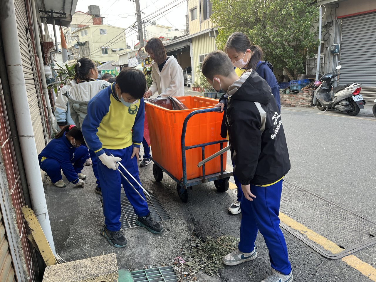 Clean-Up Day — Lufeng