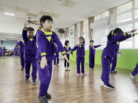 手臂（arms）——路上國小實拍