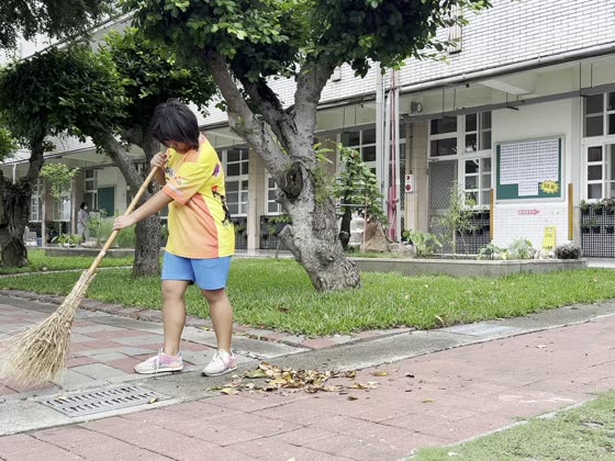 掃（sweep）——路上國小實拍