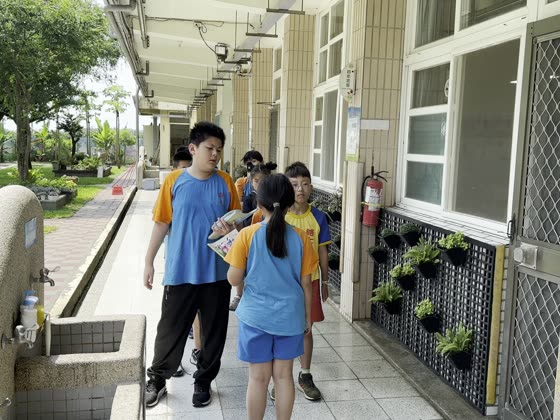 走路（walk）——路上國小實拍