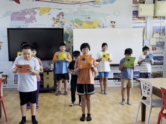 站（stand）——路上國小實拍