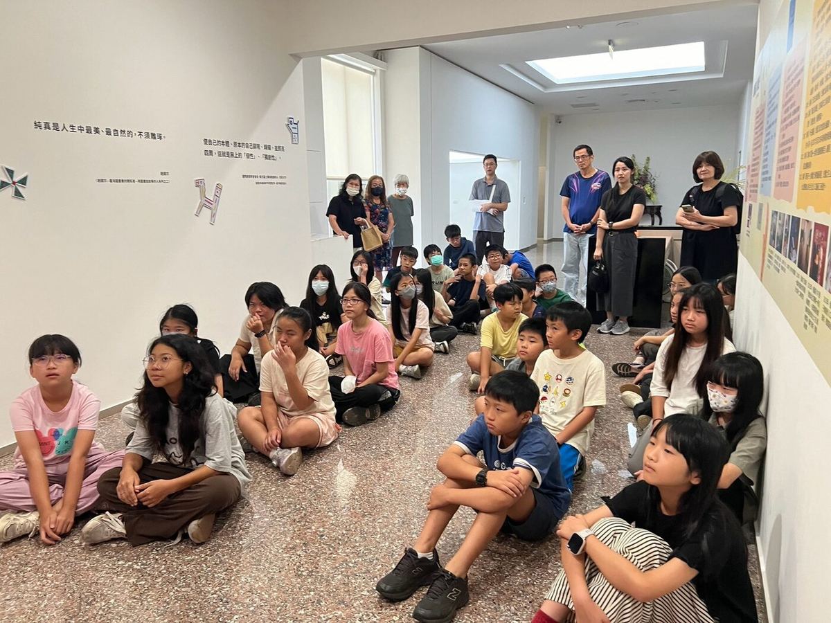 Students seated in the gallery