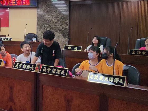 站起來（stand up）——湳雅國小實拍
