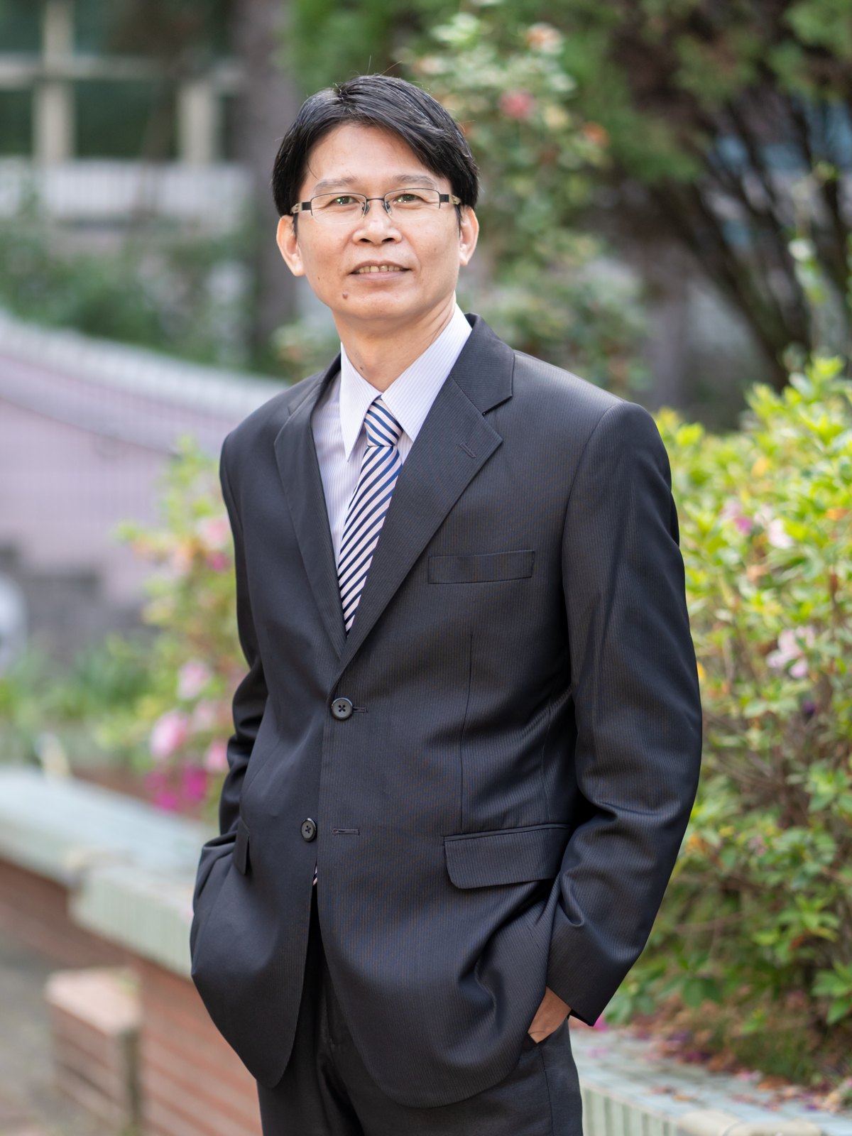 陳俊文校長 · Principal Chen Chun-wen of Qiaotou Elementary School