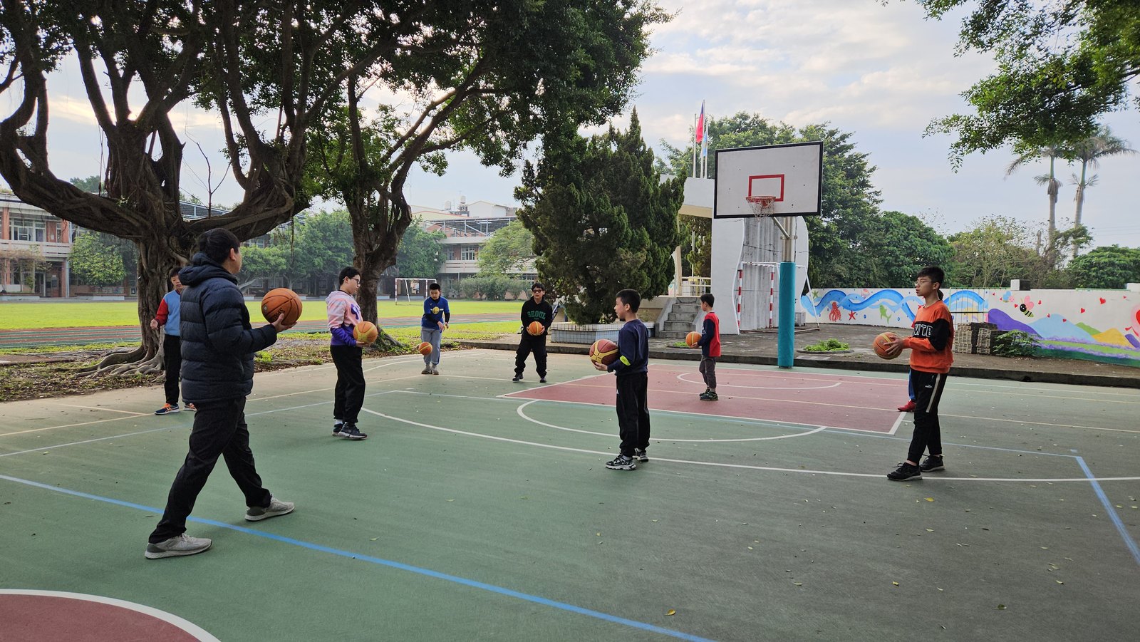Basketball Club · 籃球社
