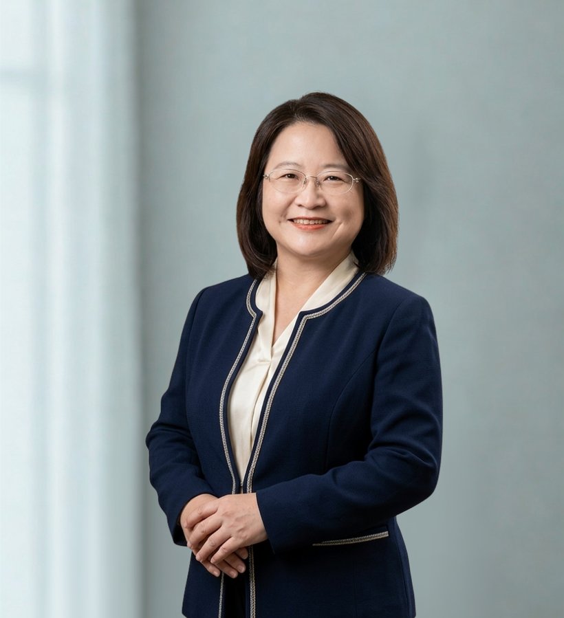 江淑芳校長 · Principal Jiang Shu-fang