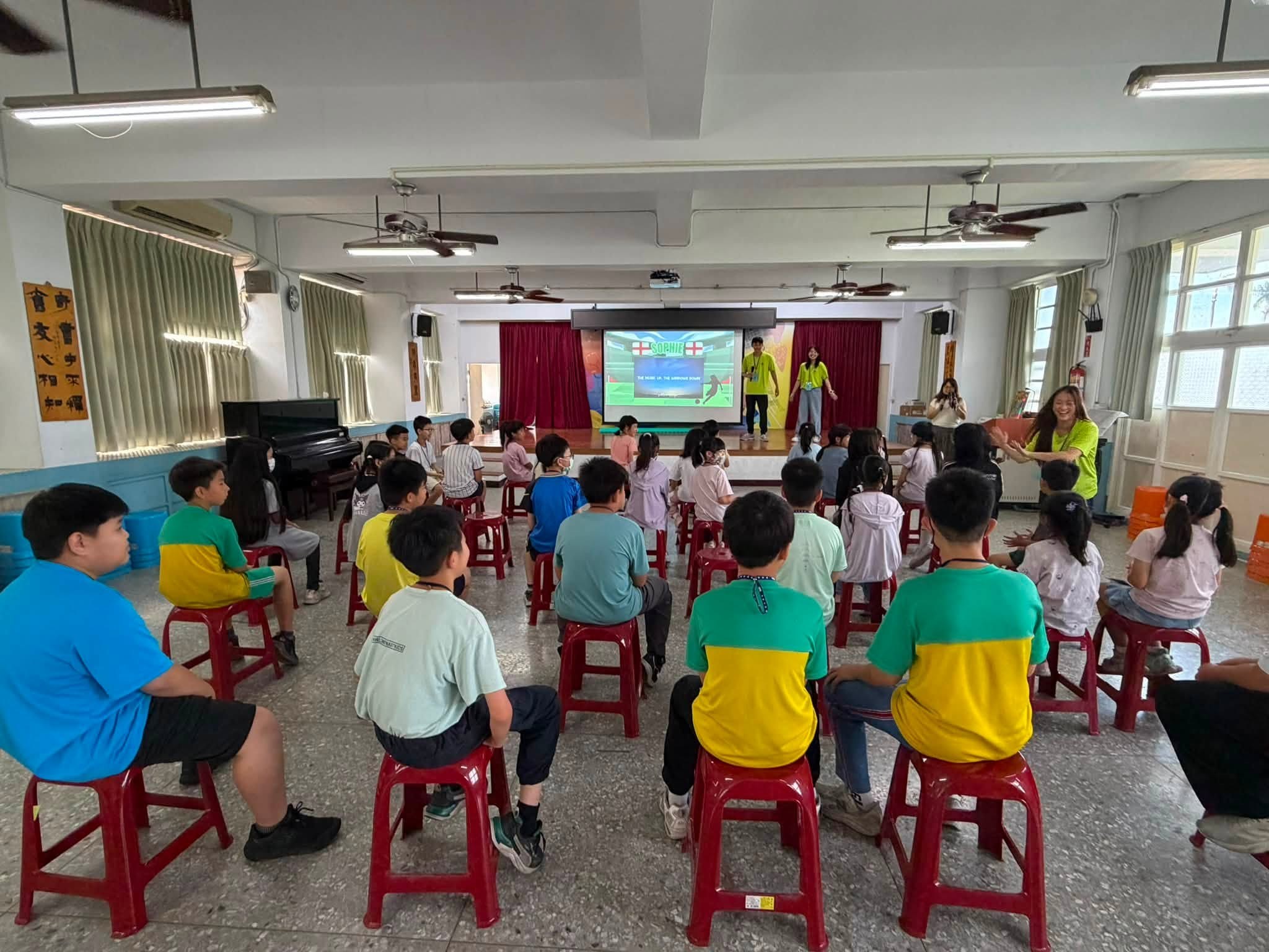 仁豐國小學生參加海外青年英語營開幕活動