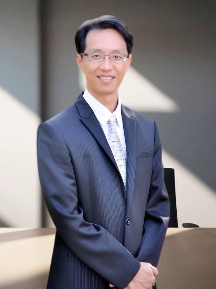 鄧仕文校長 · Principal Teng Shih-wen