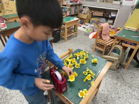 黃色（yellow）——水尾國小課堂實拍