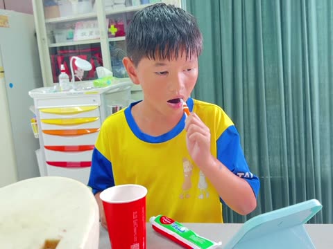 牙刷（toothbrush）——水尾國小課堂實拍
