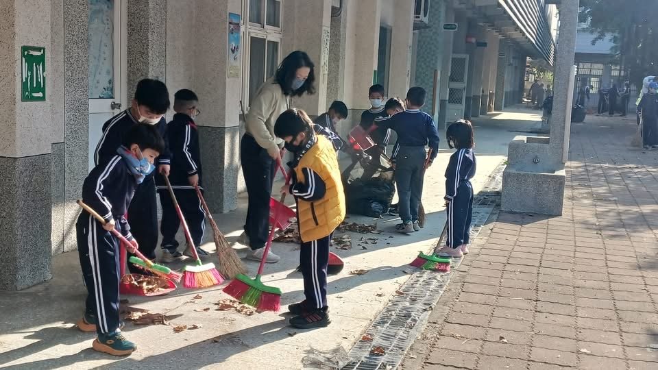 Sigang end-of-term hike to Dingzhuang · 期末健走頂庄校區