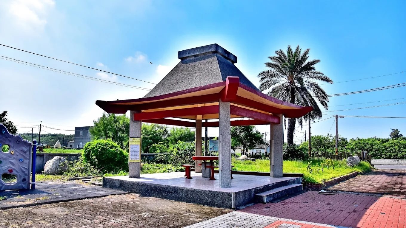 Sigang Elementary campus · 西港國小校園景觀