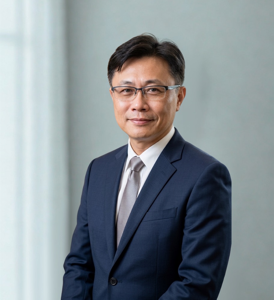 方順陽校長 · Principal Fang Shun-yang