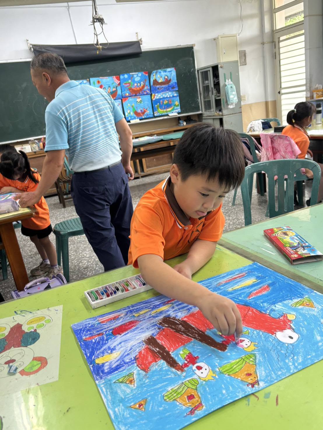 Little Hands Paint Dragon Boats