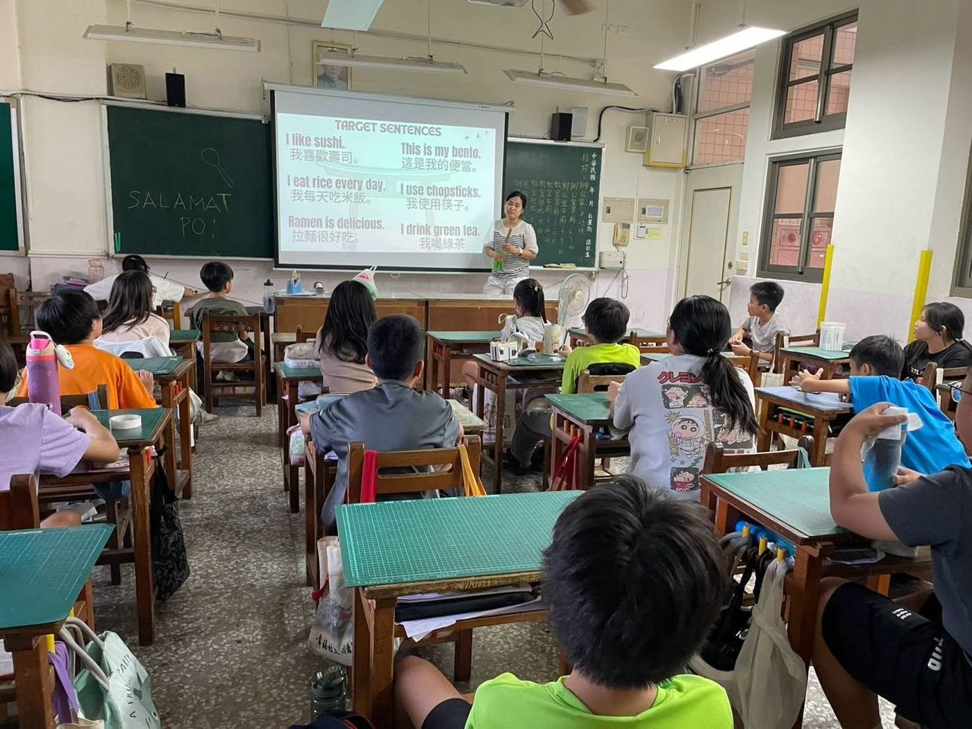村上國小暑期營外師全英語教學課堂