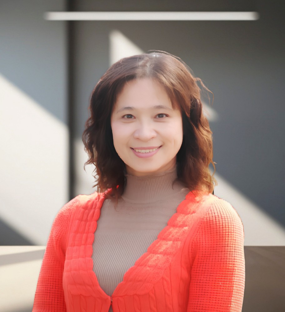 陳瑩綺校長 · Principal Chen Ying-chi