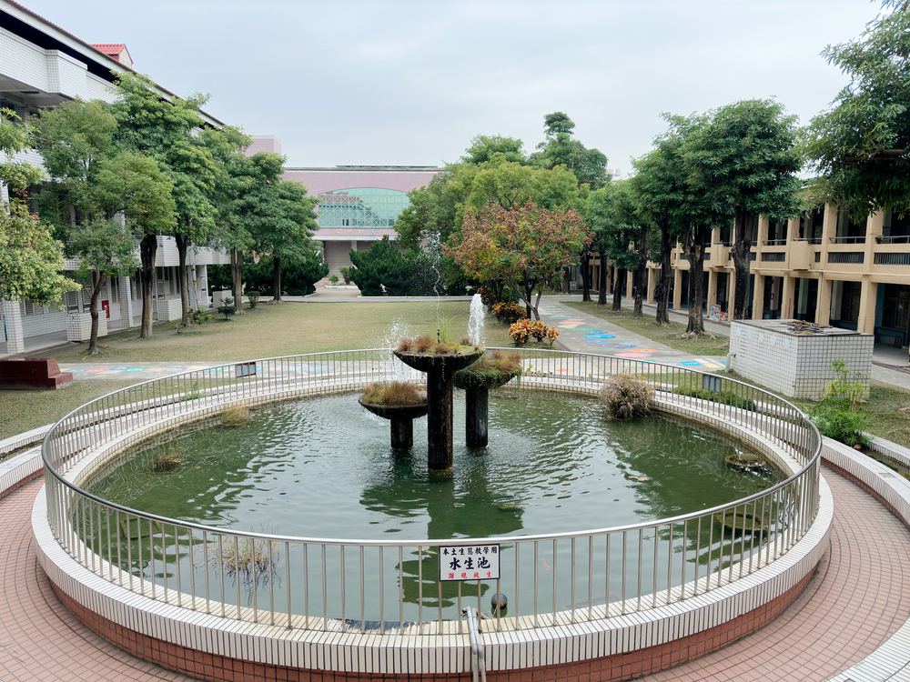 萬來國小本土生態教學用水生池