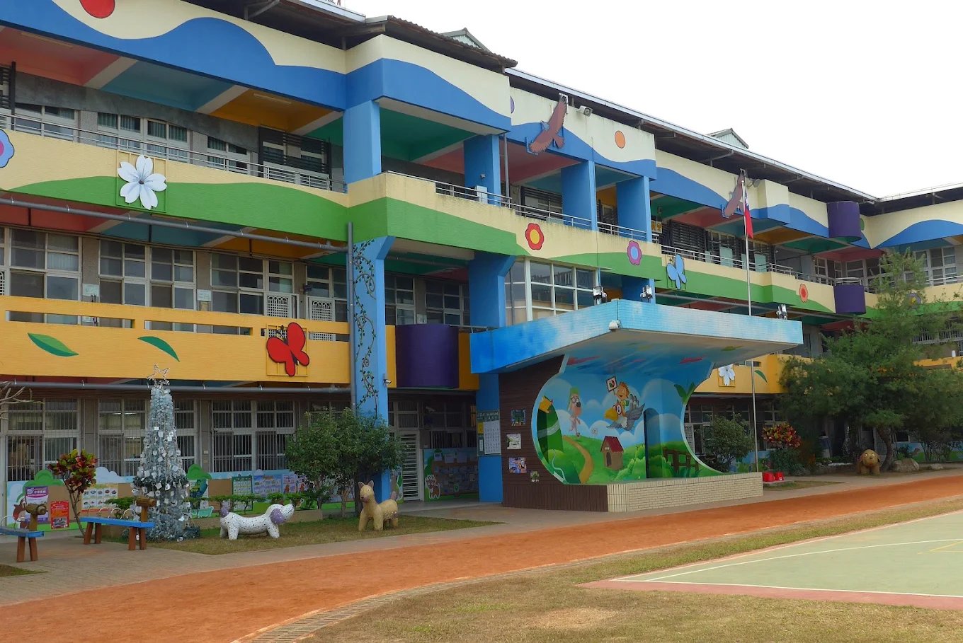 文德國小彩繪校舍建築